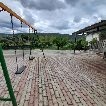 Maria *